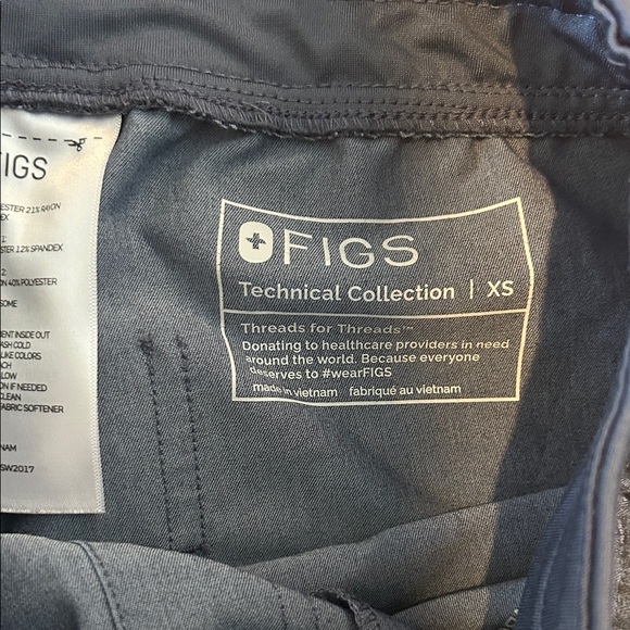 FIGS Jogger with Drawstring - Picture 3 of 3